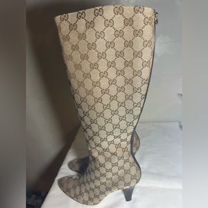 Gucci GG Monogram Canvas, knee, high boots, Ebony size 8 1/2 Authentic